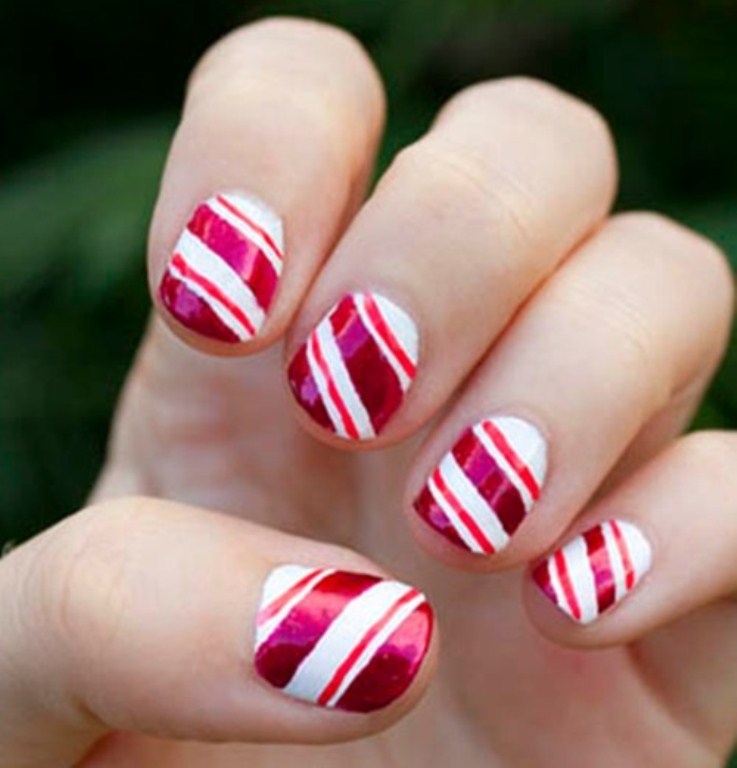 Diagonal Stripes Candy Pattern Nail Art