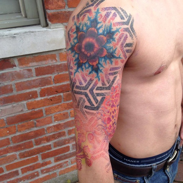 Geometric Mandelbrot Tattoo On Right Half Sleeve