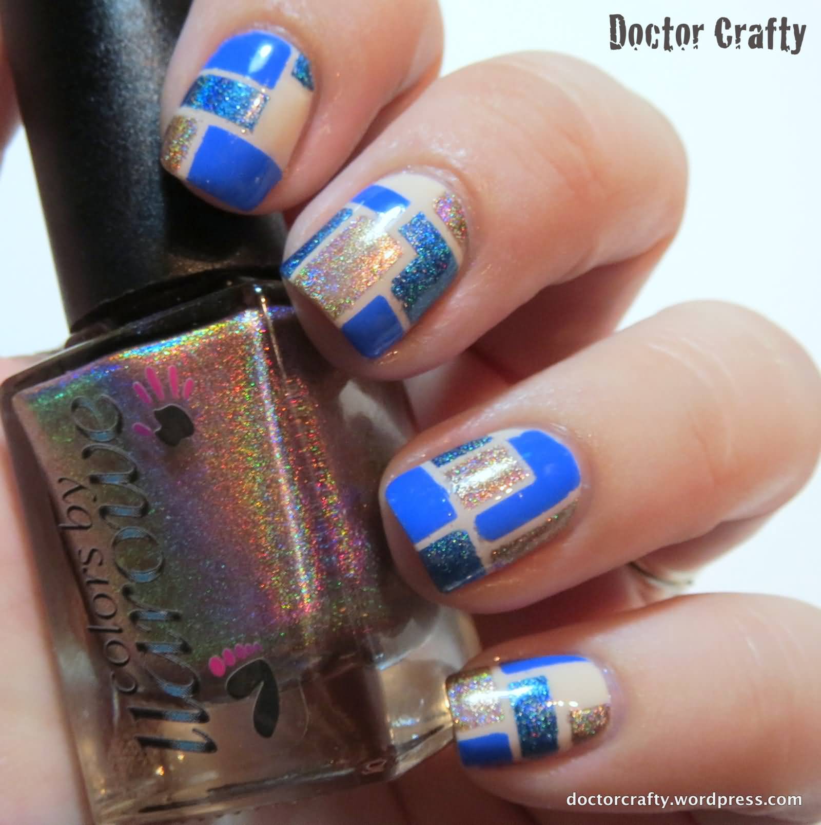 Glitter Gel Blue Mosaic Nail Art Design
