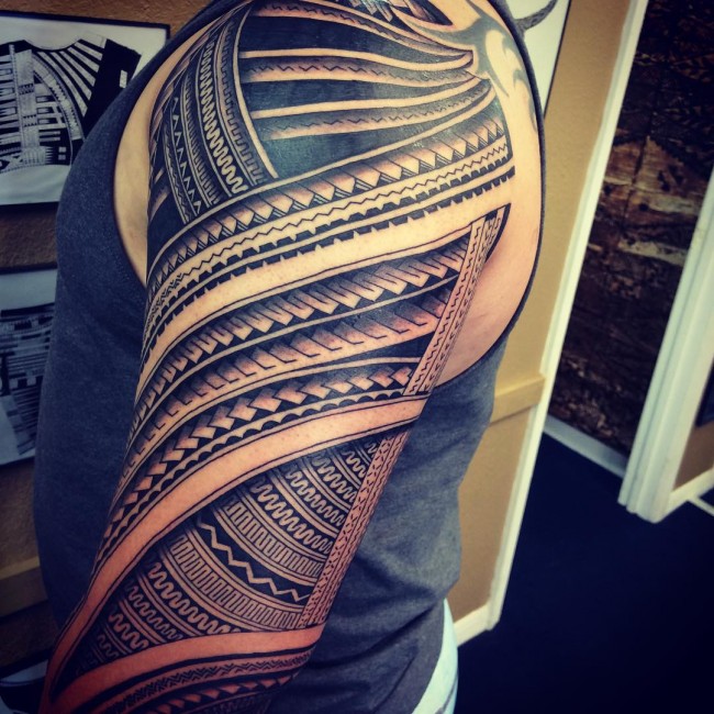 Grey And Black Samoan Tattoo On Left Sleeve