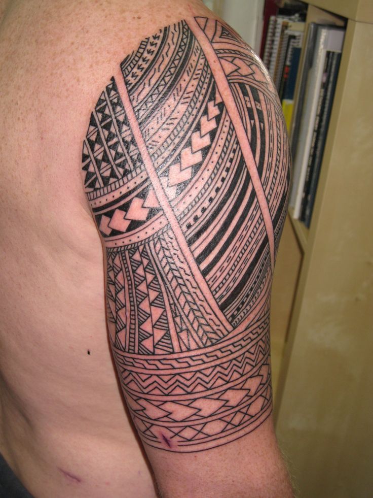 Nice Black And Grey Samoan Tattoo On Right Half Sleeve
