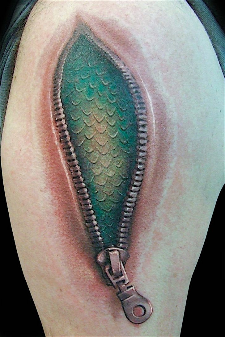 Realistic Green Ink Zipper Tattoo
