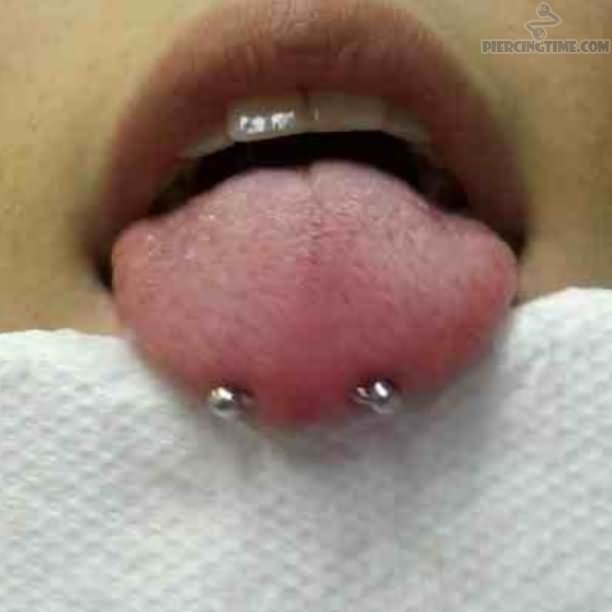 Snake Eyes Piercing With Barbell