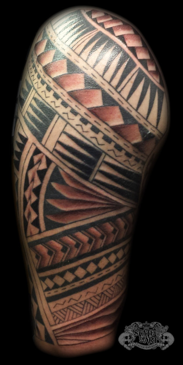 Superb Samoan tattoo On Right Half Sleeve