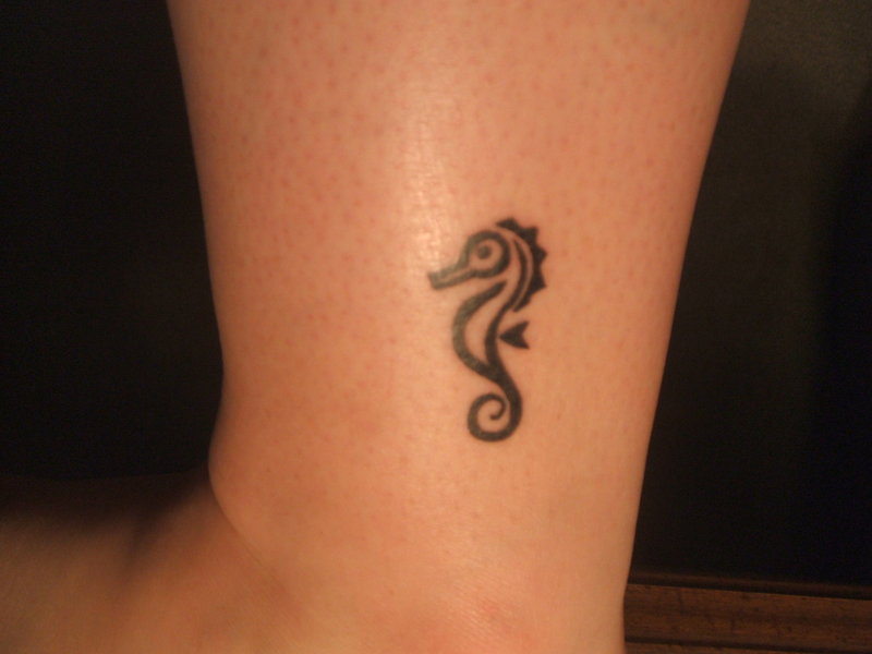 Tiny Black Seahorse Tattoo By  Jalsgirl7