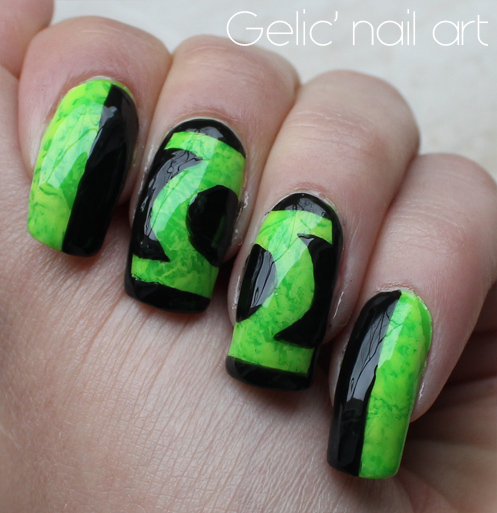 Black And Green Gelic Nial Art