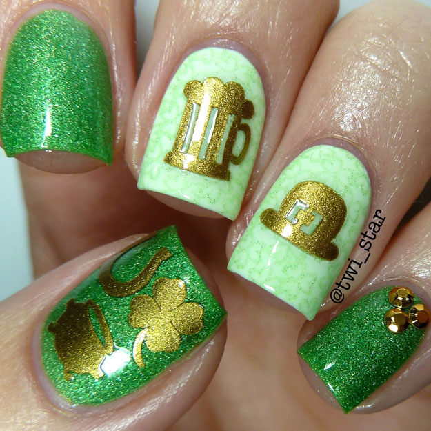 Green And Gold St. Patrick's Day Nail Art