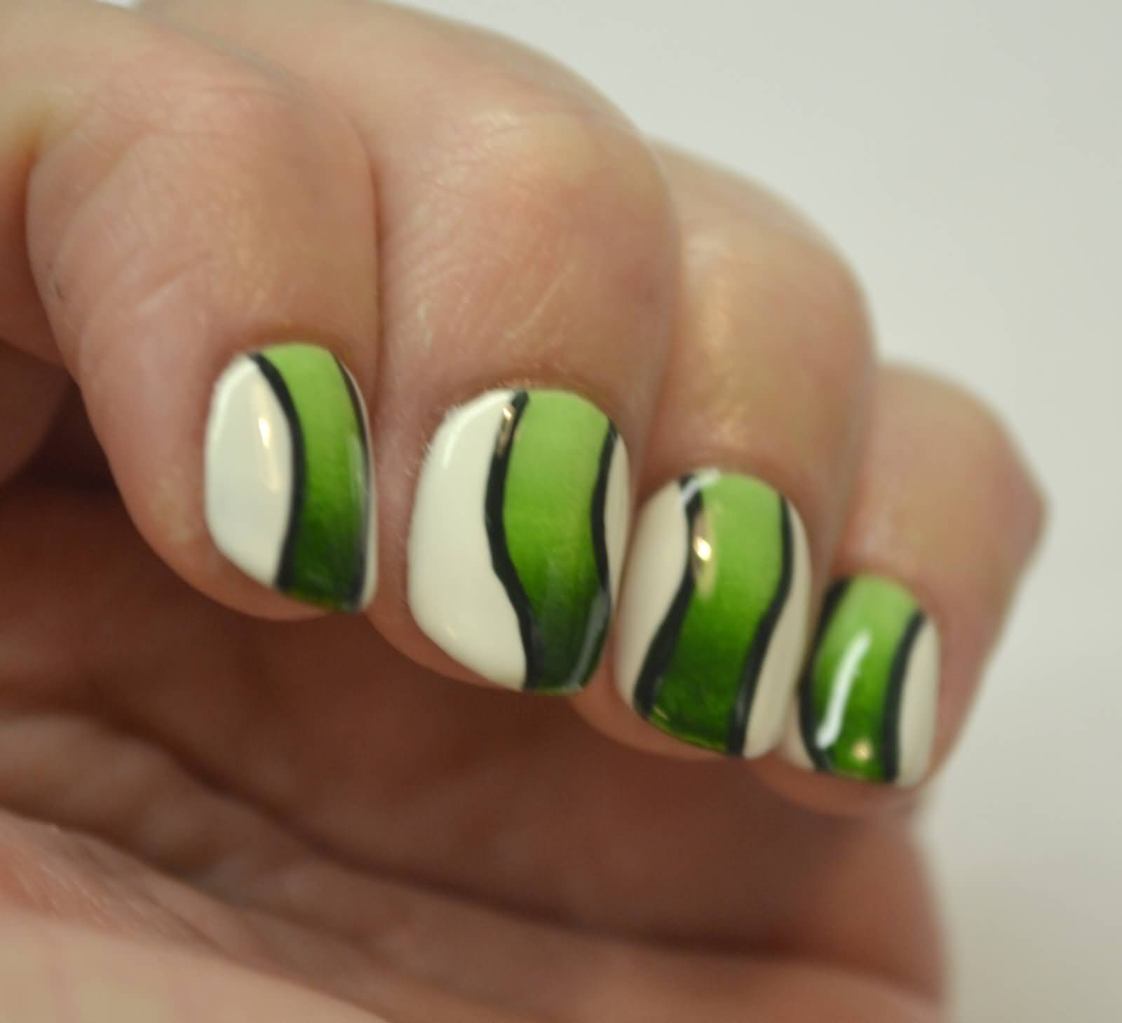 Green And White Nail Art Idea