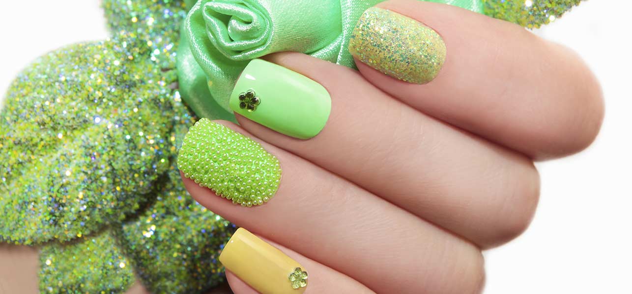 Green Nail Art Design Idea