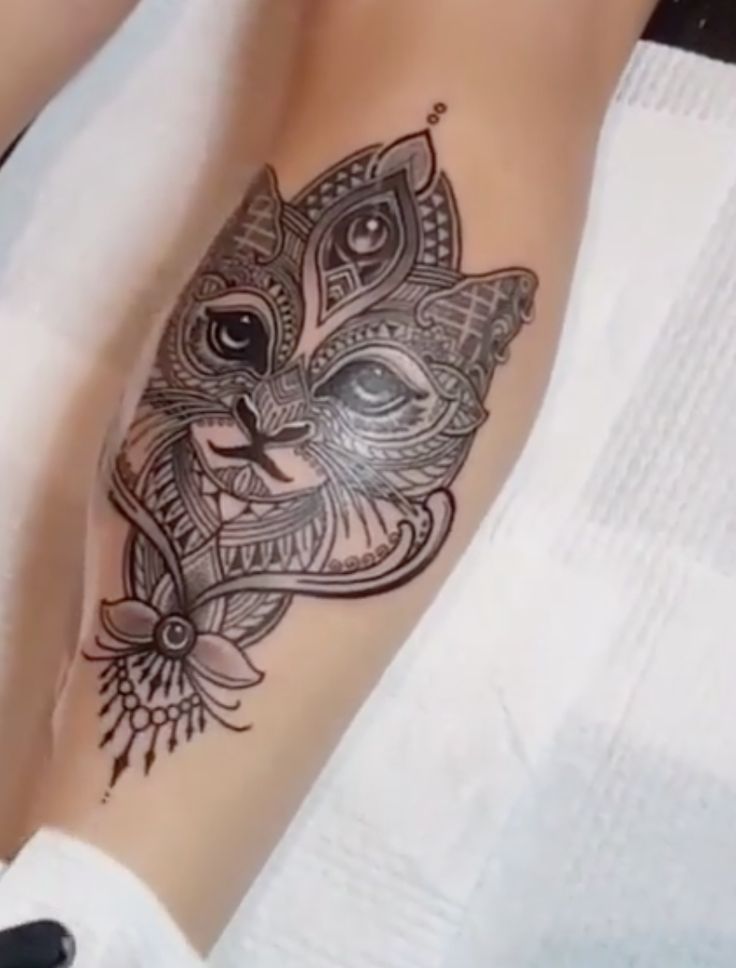 Grey Mosaic Cat Tattoo On Leg