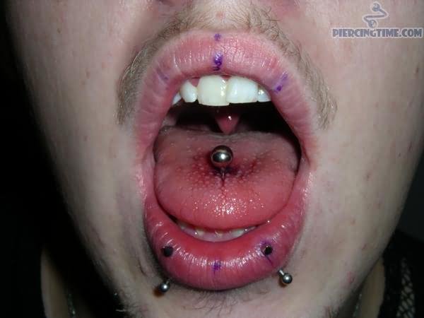 sex oral Lip piercings