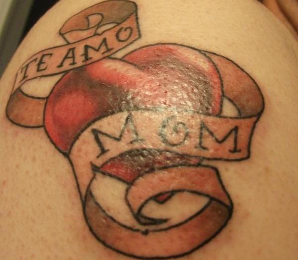Mom In Heart Tattoo On Right Shoulder