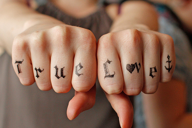 Nice Ambigram True Love Words Tattoo On Fingers