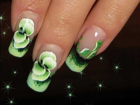 One Stroke Green Flower Nail Art