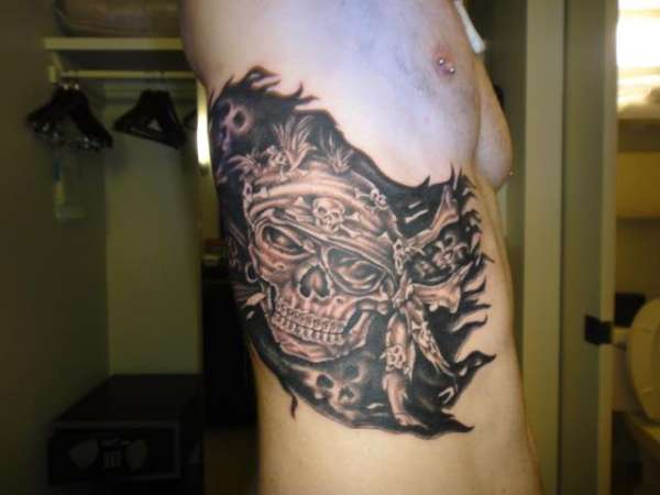 Scary Black And Grey Jolly Roger Flag Tattoo On Right Side Rib