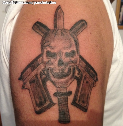 Awesome Skull And Weapons Tattoo On Right Shoulder