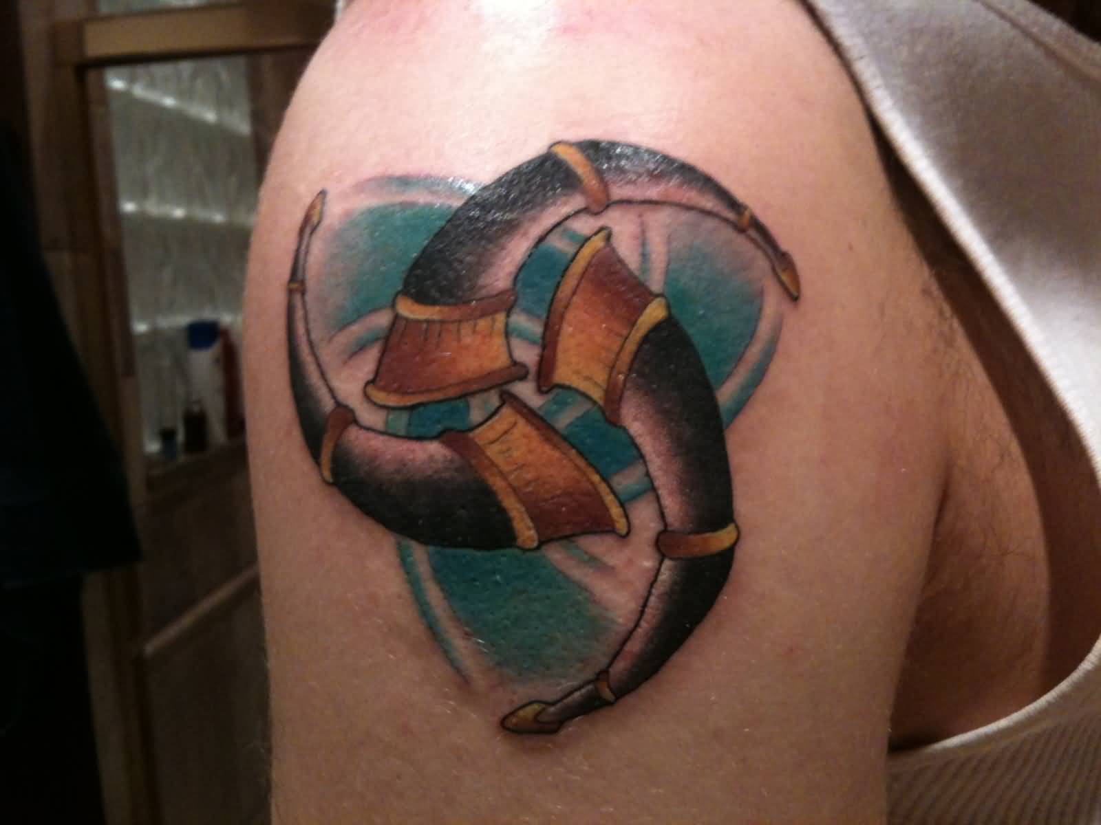 Creative Horns Of Odin Tattoo On Right Shoulder