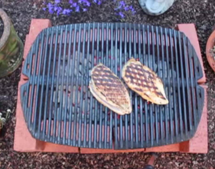 How-to-Make-a-Brick-Hibachi-Style-Grill