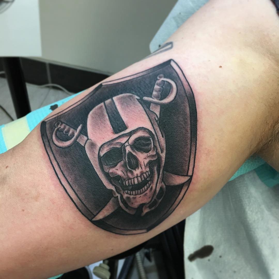 Oakland Raiders Skull Tattoo On Biceps