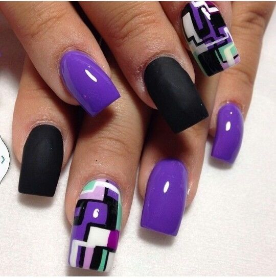 Purple Glossy Design Nail Art Idea