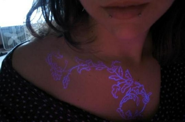 UV Flower Tattoo On Collarbone For Girl