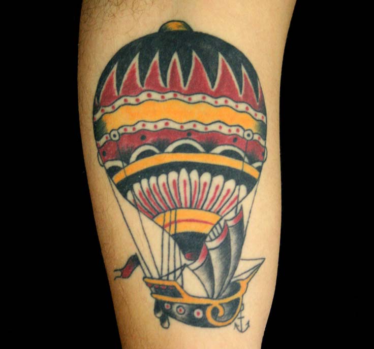Air Balloon Old School Tattoo On Arm