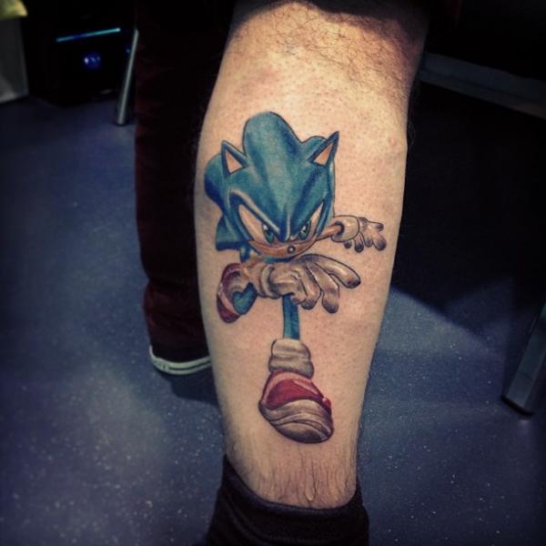 Attractive Sonic Running Tattoo On Leg