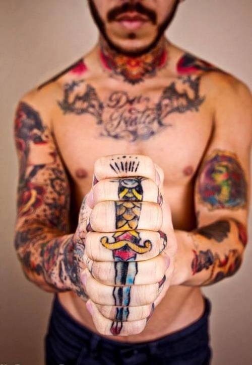 Creative Old School Dagger Tattoo On Fingers