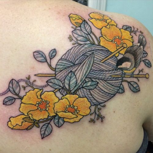 Knitting Yarn With Flowers Tattoo On Right Back Shoulder