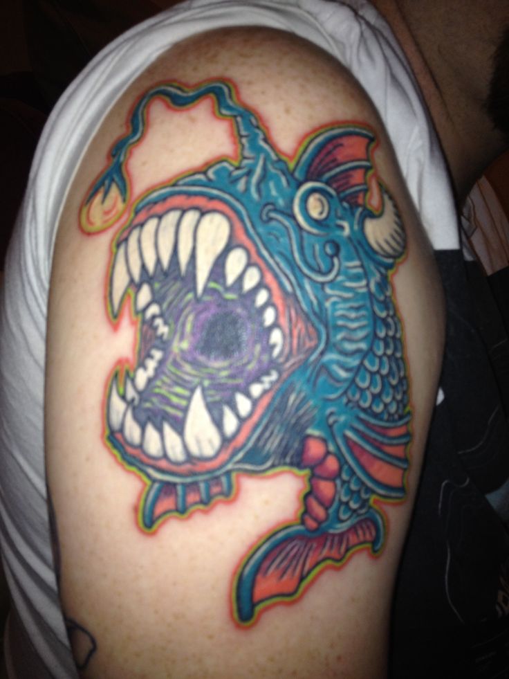 Nice Colored Angler Fish Tattoo On Right Shoulder