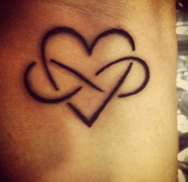 Nice Heart Infinity Tattoo On Wrist