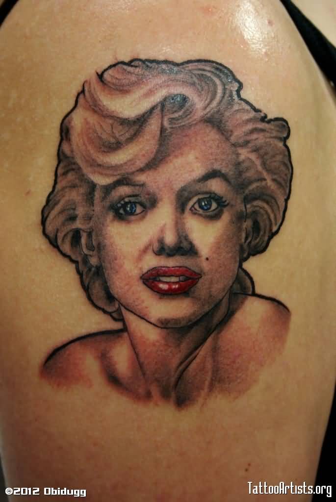 Nice Marilyn Monroe Tattoo On Shoulder