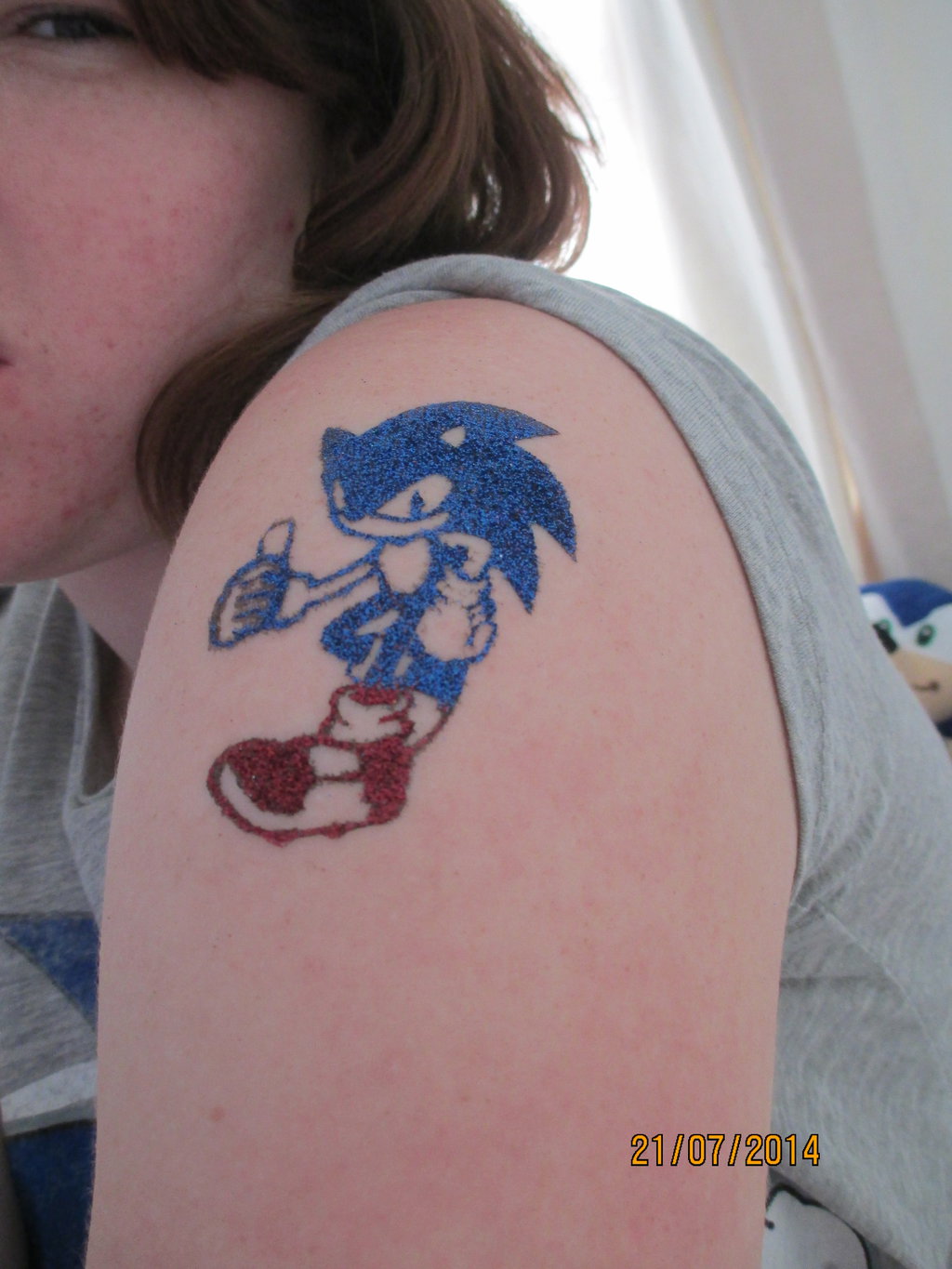 Small Sonic The Hedgehog Tattoo On Left Shoulder By HedgeCatDragonix