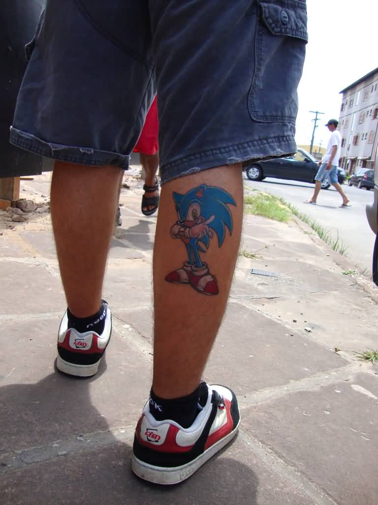 Small Sonic The Hedgehog Tattoo On Right Back Leg