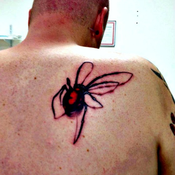 Awful Black Widow Spider Tattoo On Man Back