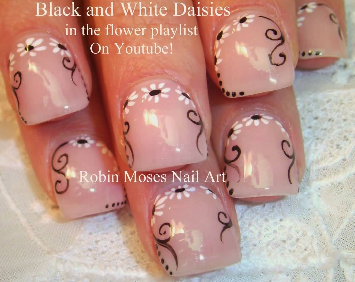 Black And White Daisies Short Nail Art