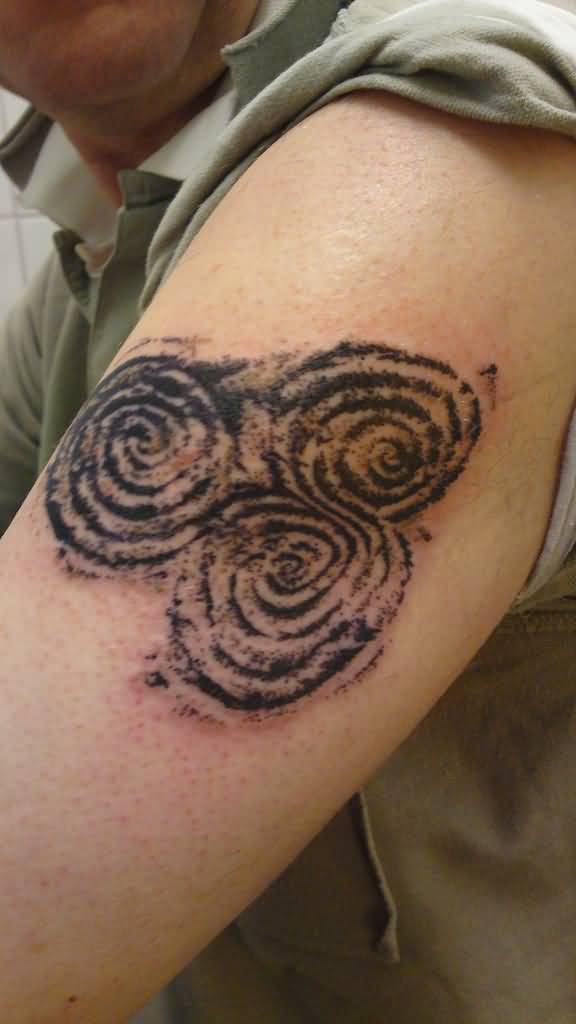 Fantastic Spiral Tattoo On Left Shoulder By boggirldi