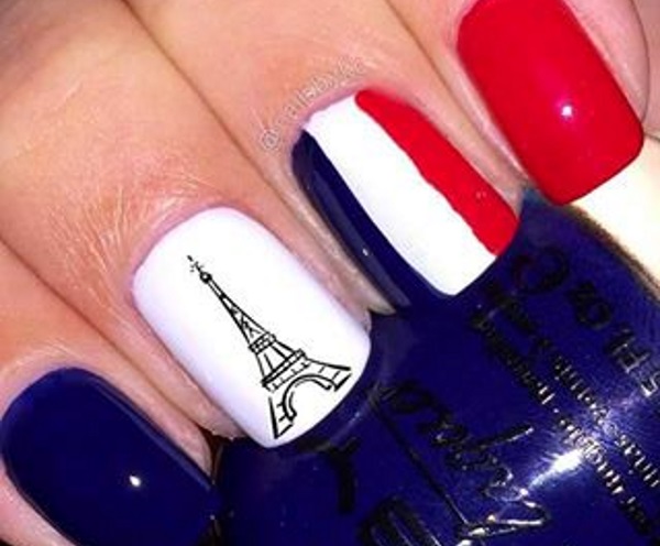 France Flag Nail Art With Eiffel Tower Design Idea
