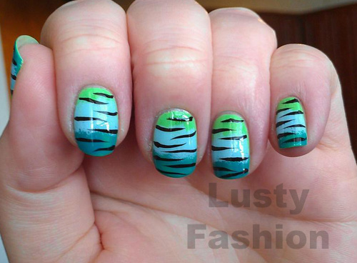 Gradient Style Zebra Print Nail Art
