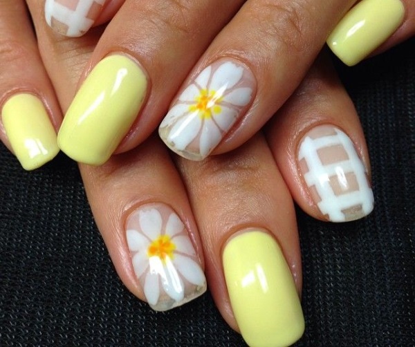 Pastel Yellow And White Flowers Nail Art
