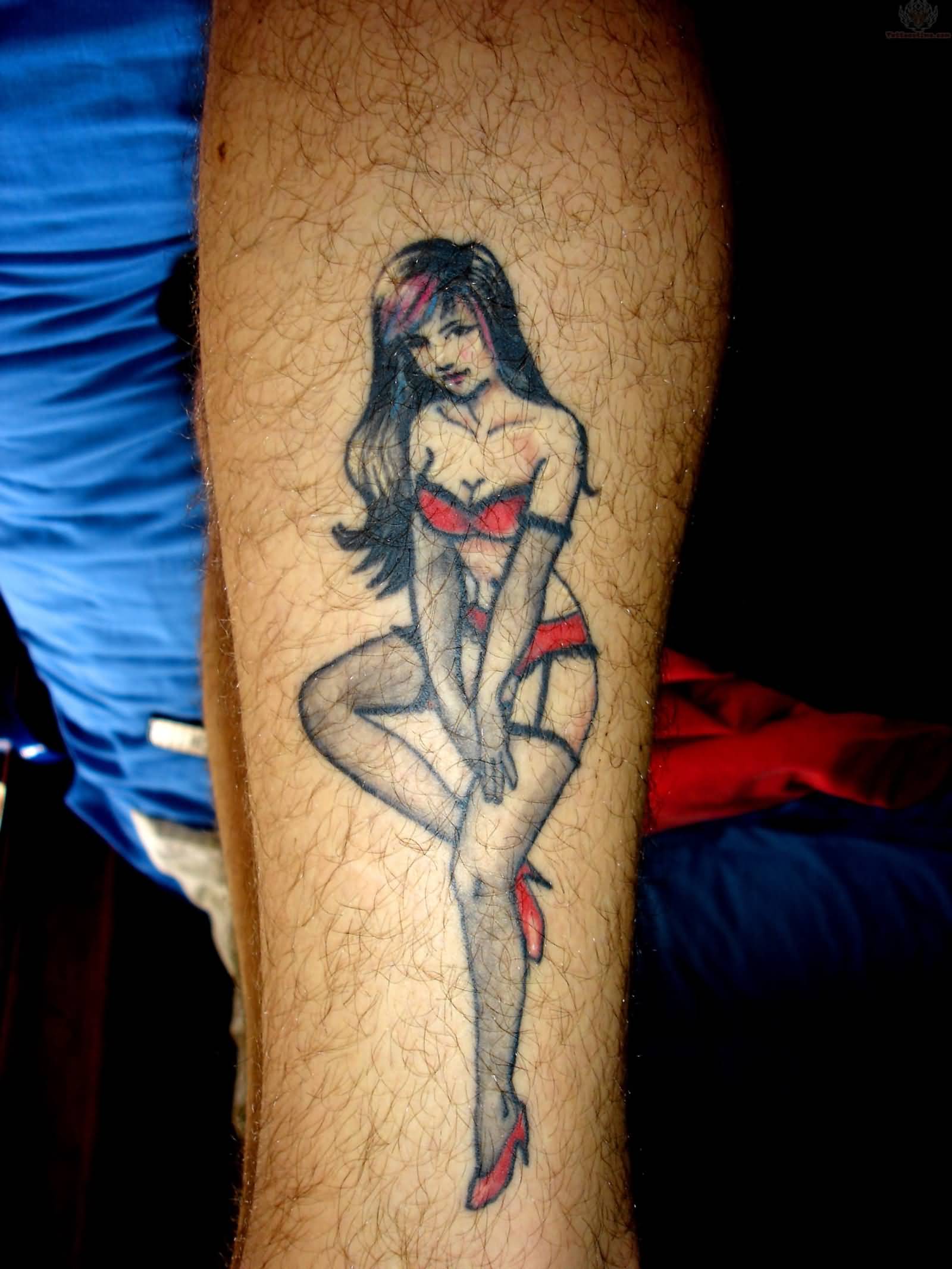 Pin Up Girl Traditional Tattoo On Leg