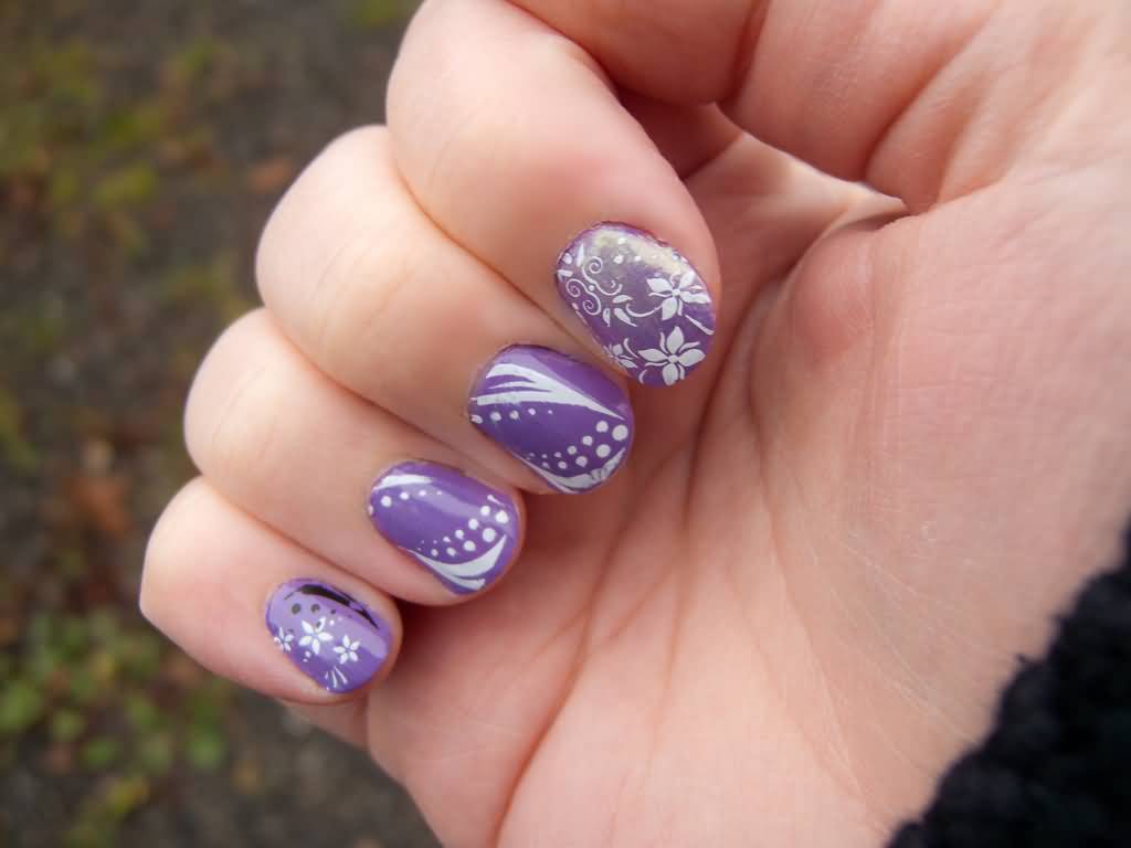 Purple Acrylic Short Nails And White Flowers Nail Art