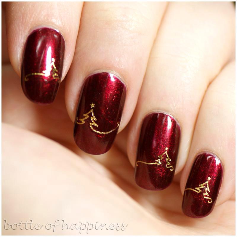 Red Nails With Golden Christmas Tree Outline Design Nail Art