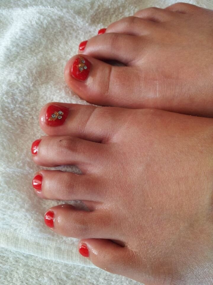 Red Toe Nails With Rhinestones Design Idea