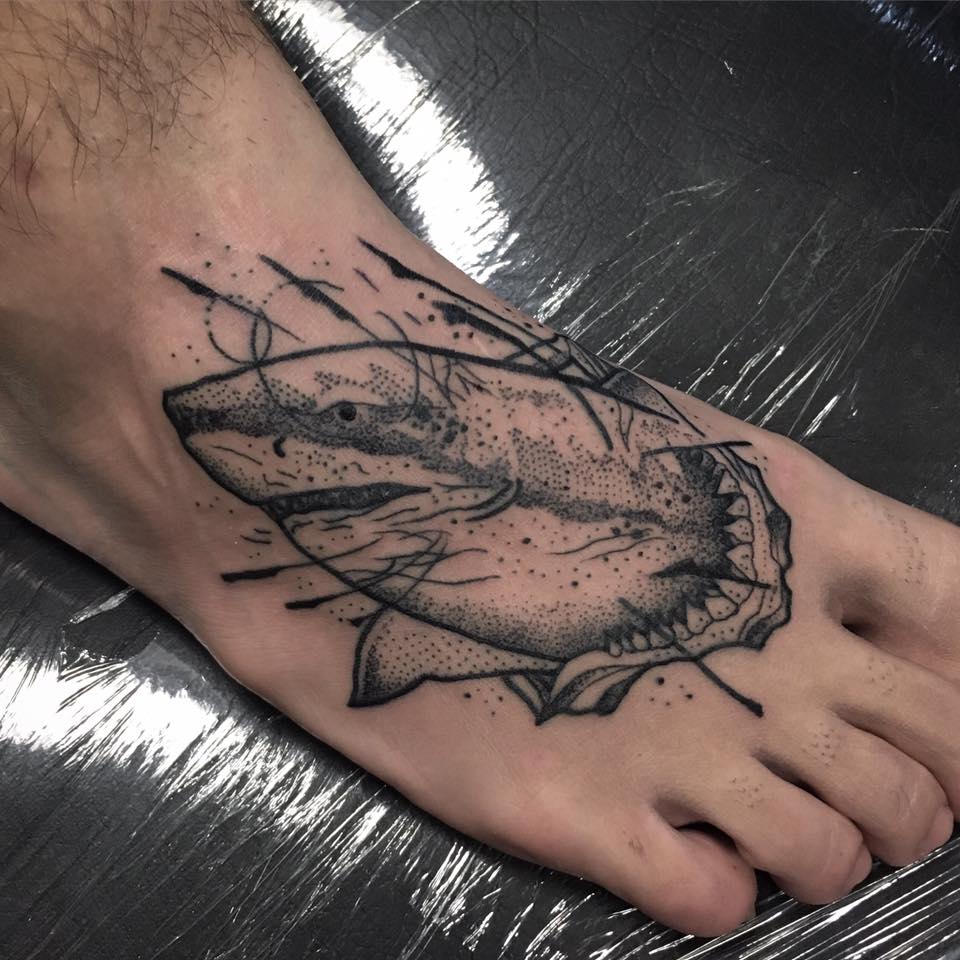 Shark Tattoo On Right Foot by Daniel Rozo