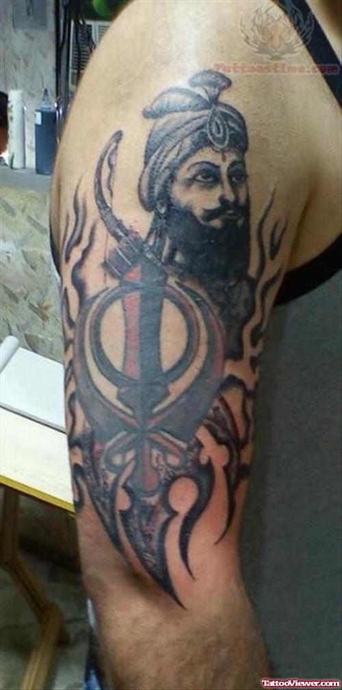 Shri Guru Gobind Singh Ji Tattoo On Right Half Sleeve