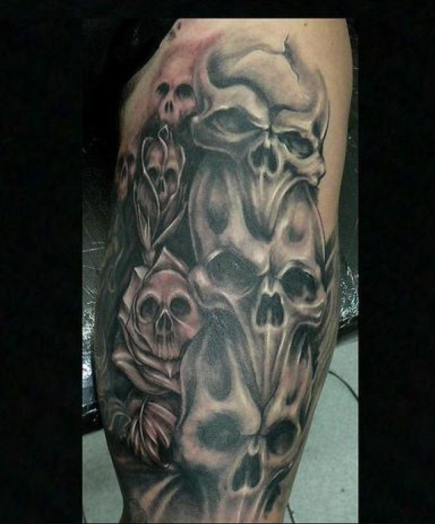 3D Grey Flame Skull Tattoo
