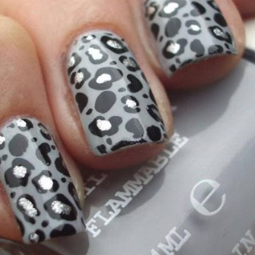 Beautiful Gray And Black Leopard Print Nail Art Design Idea