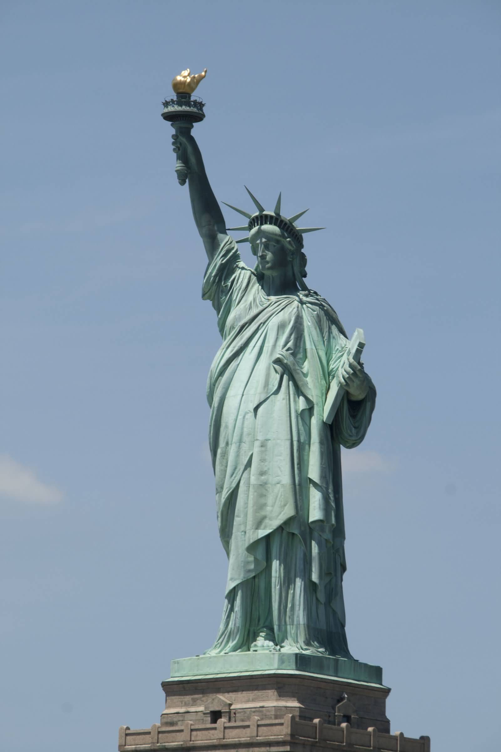 Beautiful Picture Of Statue Of Liberty
