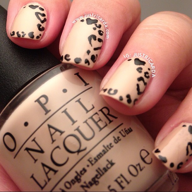 Beige Leopard Print Nail Art